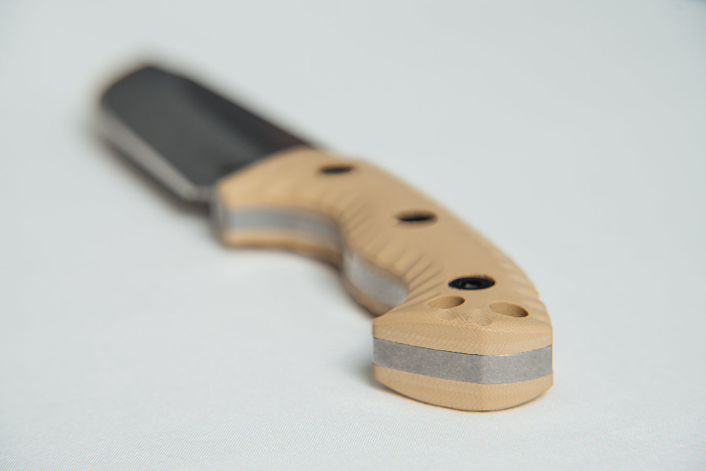 ACHUGAO TACTIKU – Heavy Duty Hunting & Tactical Knife