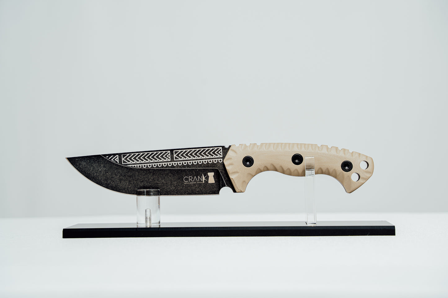 ACHUGAO TACTIKU D2 – Heavy Duty Hunting & Tactical Knife