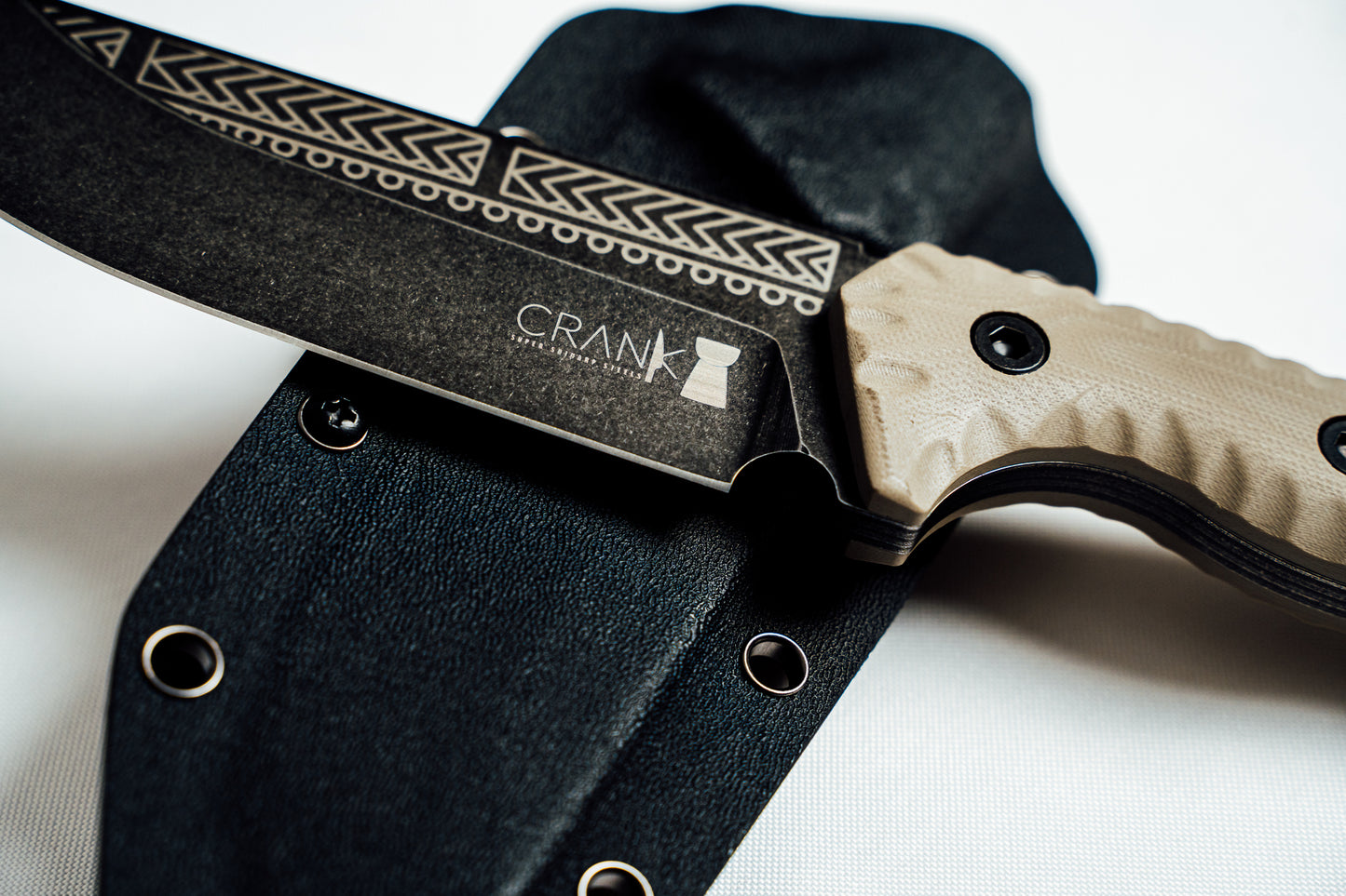 ACHUGAO TACTIKU D2 – Heavy Duty Hunting & Tactical Knife